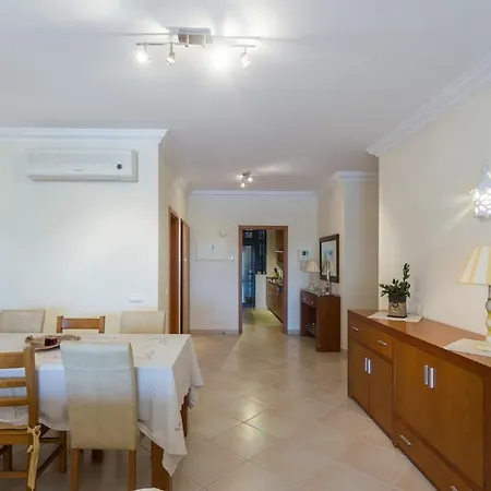 Modern With Pool In Vilamoura Appartamento